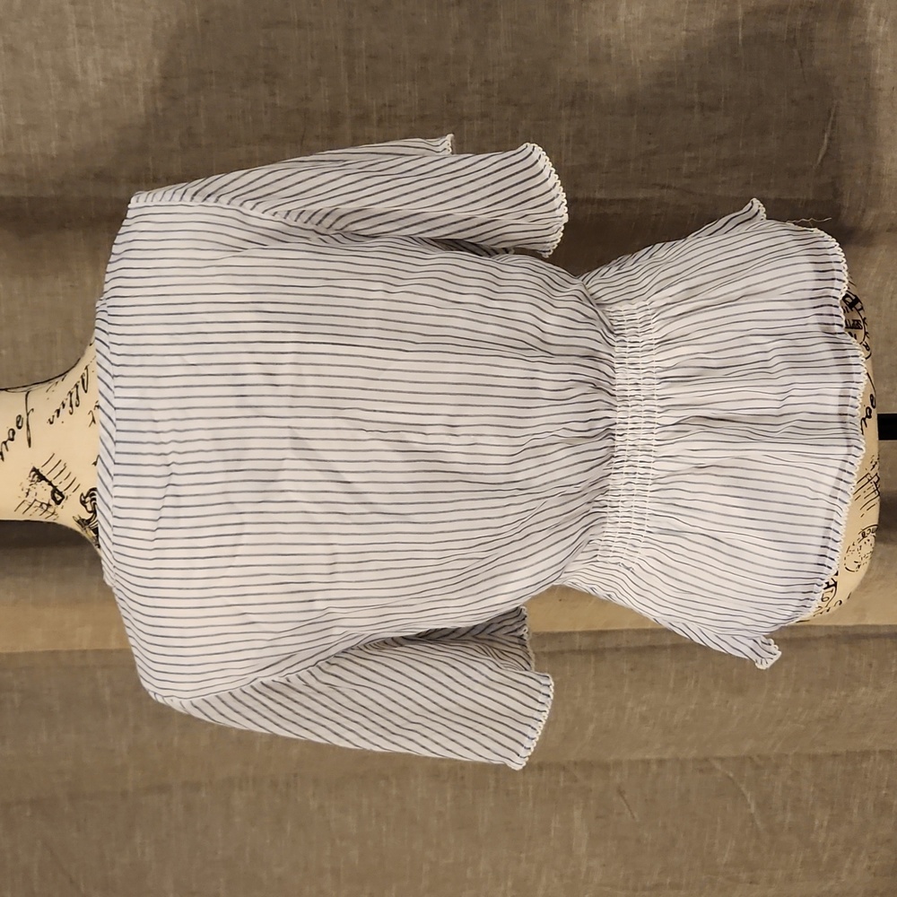Abercrombie and Fitch blouse - Picture 4 of 5